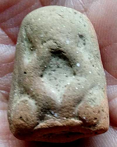 *ปิดตาดินขุยปู หลวงปู่จันทร์ วัดบ้านยาง ราชบุรี(องค์ที่๒)*