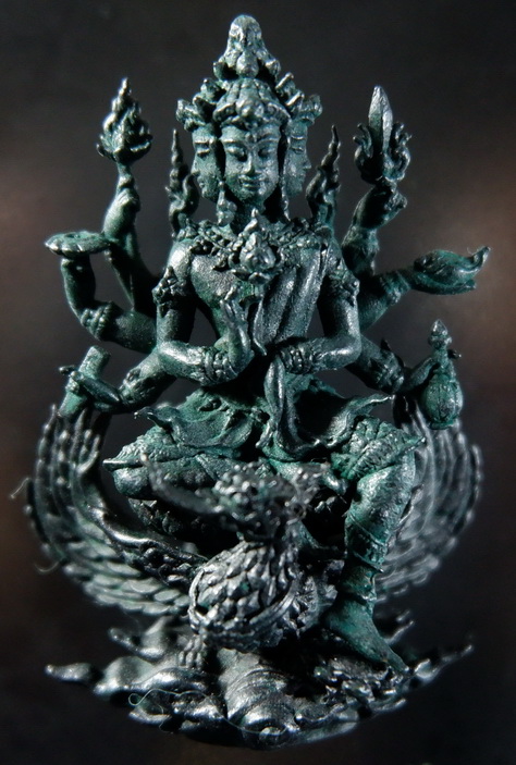 พระพรหมธาดามหาเศรษฐี "รุ่นบุญเศรษฐี" หลวงปู่ยูร ญาณวิโร วัดหนองป่าหมาก จ.สระแก้ว ขนาดห้อยคอ สวยครับ