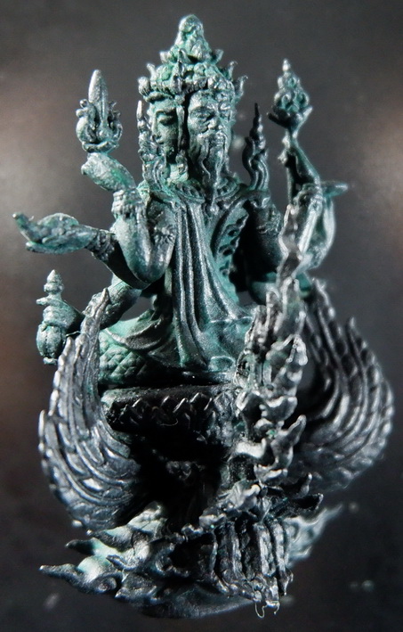 พระพรหมธาดามหาเศรษฐี "รุ่นบุญเศรษฐี" หลวงปู่ยูร ญาณวิโร วัดหนองป่าหมาก จ.สระแก้ว ขนาดห้อยคอ สวยครับ