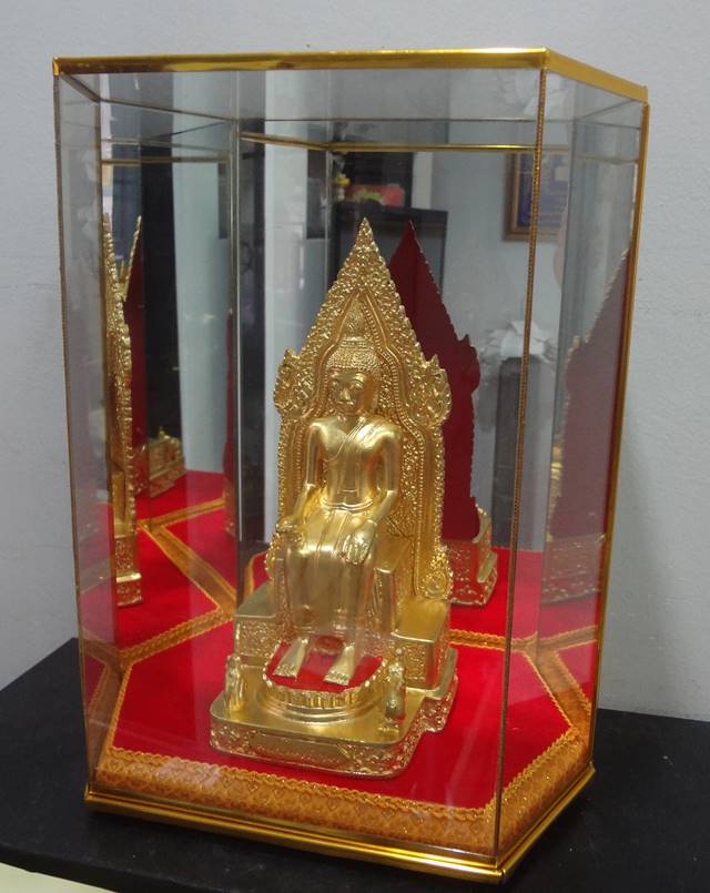 --พระบูชา หลวงพ่อโต วัดป่าเลไลย์ ฐานกว้าง 4 นิ้ว สูง 8.5นิ้ว