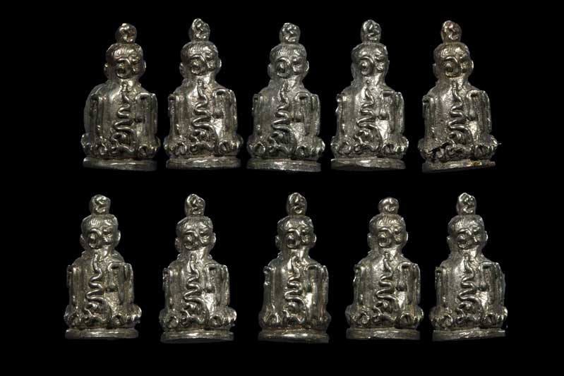 มา 10 องค์ พระฤาษี เเยกจากชุด ของขวัญหมืนยันต์ เนื้อนวะโลหะ กฐิน ๕๑ ลังกาสุกะ พระอาจารย์เเดง วัดไร่ 