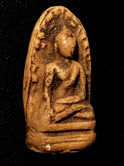 พระรอดพิมพ์เล็ก กรุวัดมหาวัน