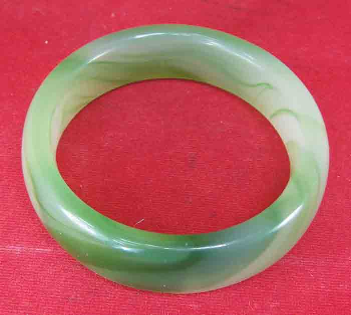 ***ทีเดียว 1 วงถูกสุด***กำไลหยกสีสวยแท้จากพม่า # 94