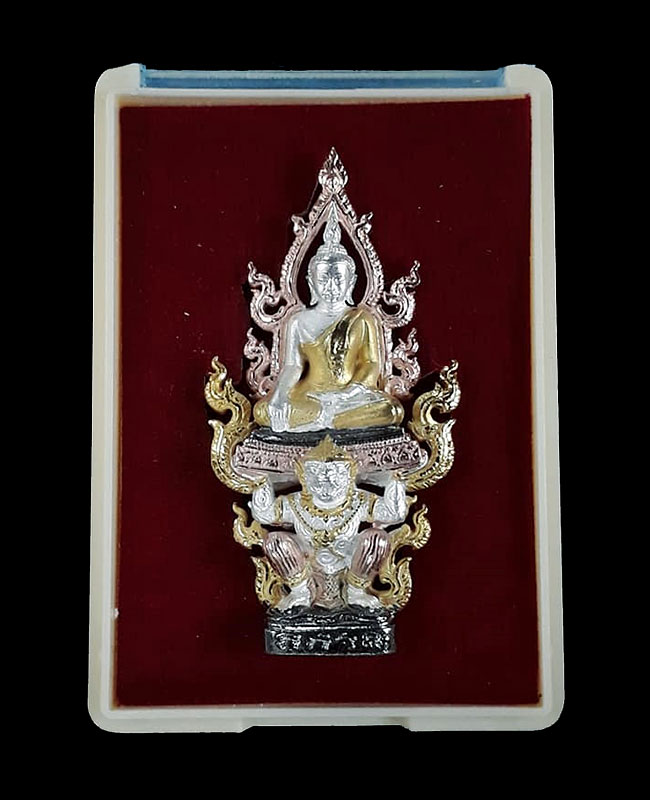 พระพุทธนิมิตรพิชิตมาร รุ่นพิชิตมาร พระอธิการใจ วัดพระยาญาติ จ.สมุทรสงคราม ปี2559 เนื้อ 4K ซุ้มสีนาค