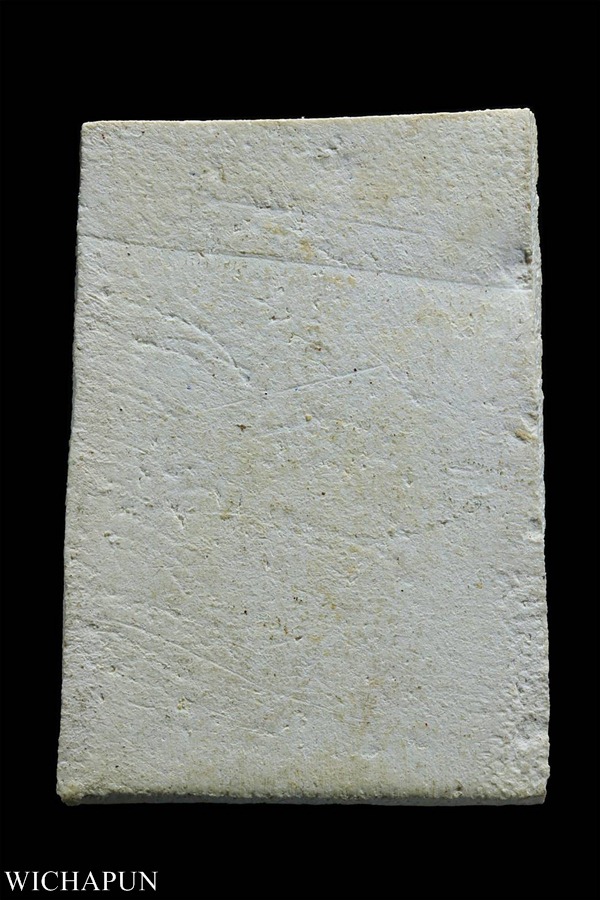 พระสมเด็จเกศไชโย รุ่นเสาร์ห้า ปี 15 (ซุ้มมีจุด)