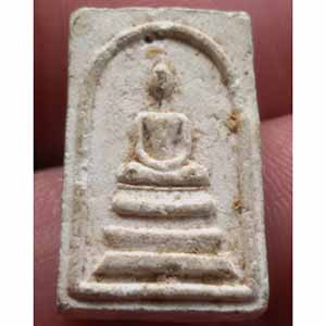 พระสมเด็จคะแนน ๙ นะ หลวงปู่เรือง เขาสมายอด จ.ลพบุรี (มีเกษา)