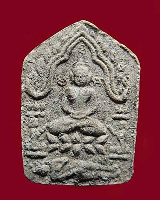 พระขุนแผนผงพรายกุมาร รุ่นสากหัก พิมพ์เล็ก เนื้อขาว 