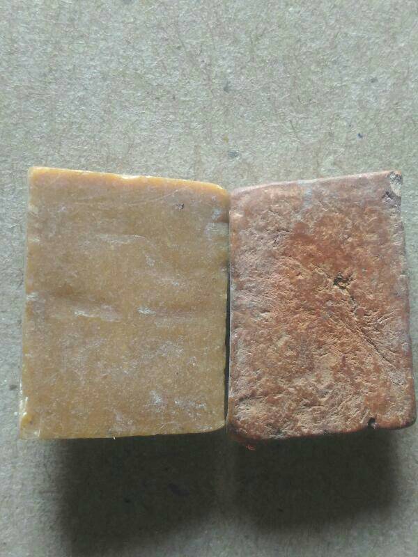 นางกวักเนื้อผงน้ำมัน กับเนื้อดิน หลวงพ่อกวย เคาะเดียว