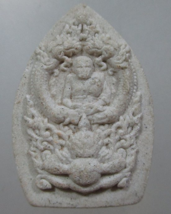๒๐ พระผงหลวงปู่ทวด-สมเด็จโต