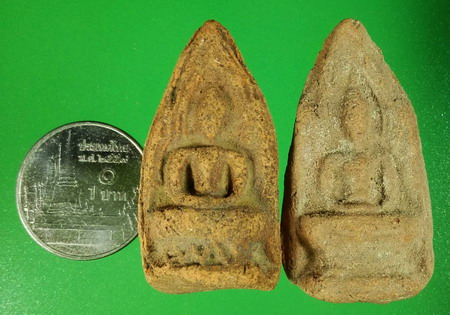 พระซุ้มทอง กรุเจดีย์กลางทุ่ง จ.อยุธยา 2 พิมพ์ คัดสวยมาก