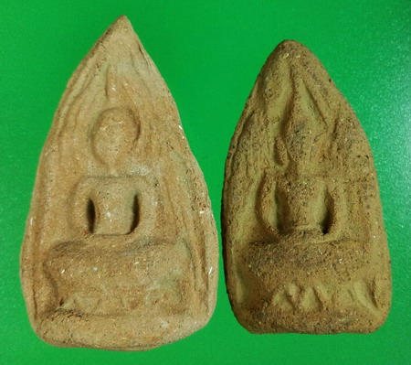 พระซุ้มทอง กรุเจดีย์กลางทุ่ง จ.อยุธยา 2 พิมพ์ คัดสวยมาก