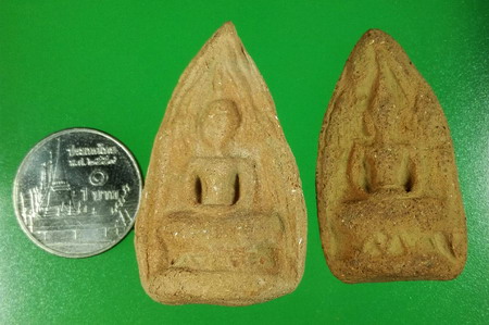 พระซุ้มทอง กรุเจดีย์กลางทุ่ง จ.อยุธยา 2 พิมพ์ คัดสวยมาก