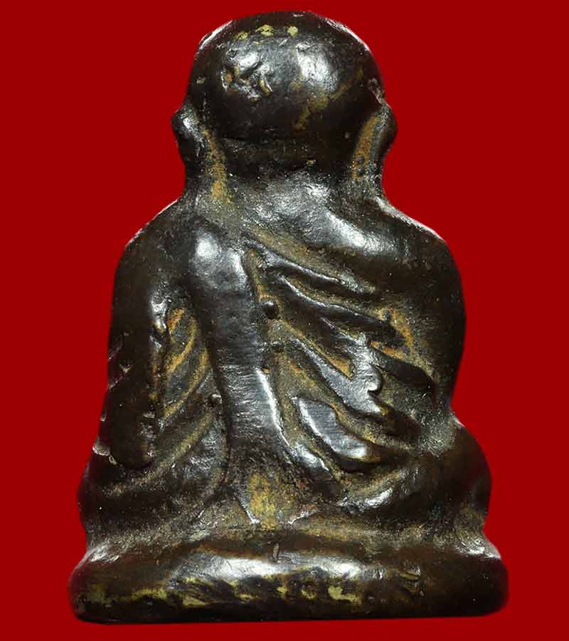 หลวงพ่อเงิน วัดบางคลาน แตก กรุวัดท้ายน้ำ พิมพ์แป๊ะยิ้ม จังหวัดพิจิตร