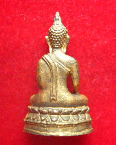 รูปหล่อพระพุทธ วัดสามัคคี โพนพิสัย หนองคาย สวยครับ