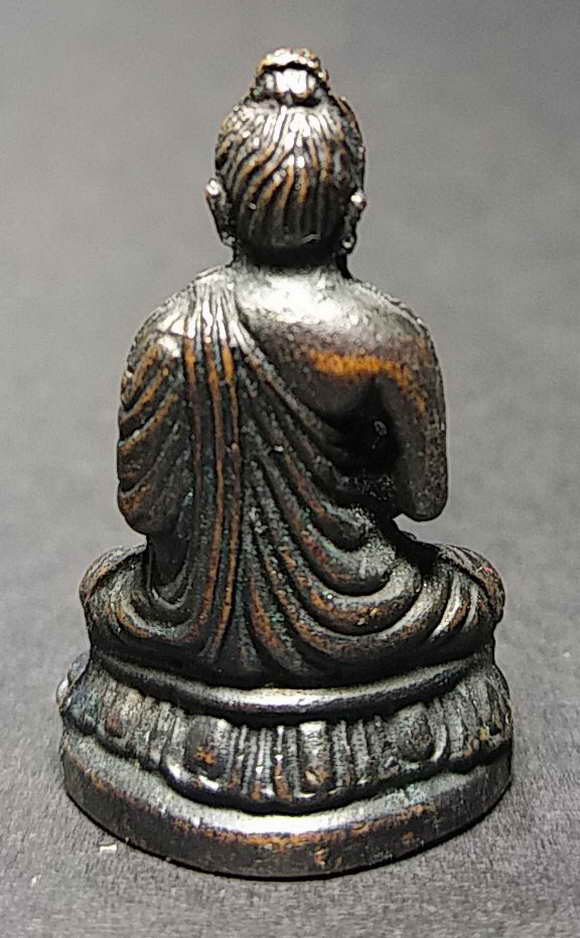 20 บาทรูปหล่อพระพุทธหน้าอินเดีย ปางดีดน้ำมนต์ไม่ทราบที่