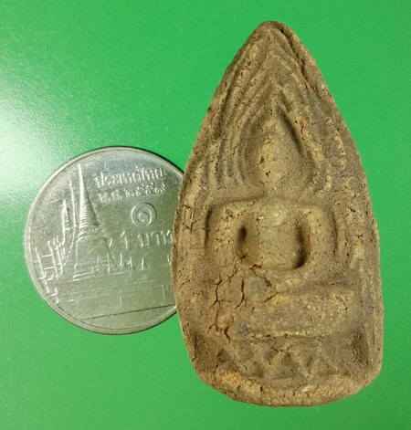 พระซุ้มทอง กรุเจดีย์กลางทุ่ง จ.อยุธยา