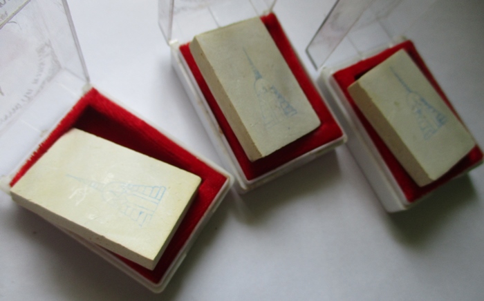 สมเด็จบางขุนพรหมปี 39 พิมพ์หนา แจกกรรมการ จำนวน 3 องค์ กล่องเดิม (เคาะเดียว)