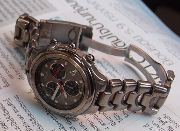 นาฬิกา CITIZEN Chonograph Alarm ตัวเรือน Titanium TACHYMETER เริ่มถูกกว่านาฬิกาวงเดียวปกติอีกครับ