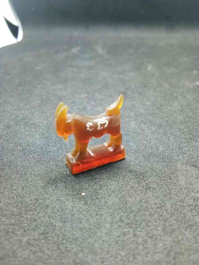 วัดใจ....แพะ แกะจากเขาควายเผือก ฐาน 1.7 ซม.หลวงพ่อสิน วัดละหารใหญ่