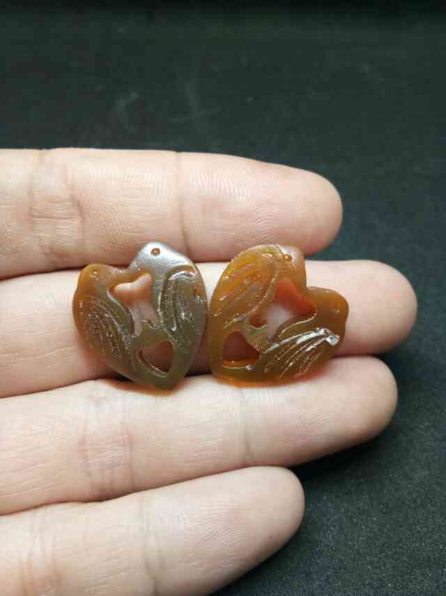 วัดใจ....สาริกา แกะจากเขาควายเผือก หลวงพ่อสิน วัดละหารใหญ่