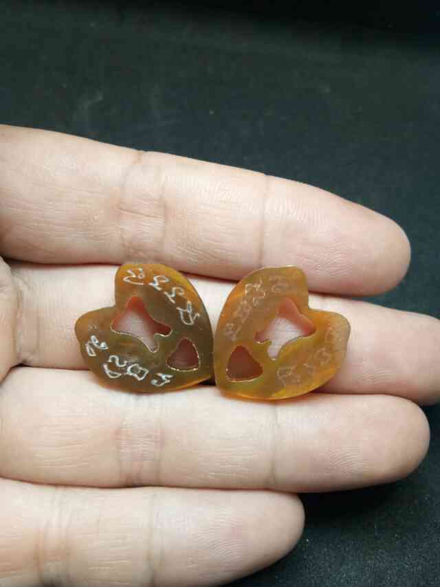 วัดใจ....สาริกา แกะจากเขาควายเผือก หลวงพ่อสิน วัดละหารใหญ่