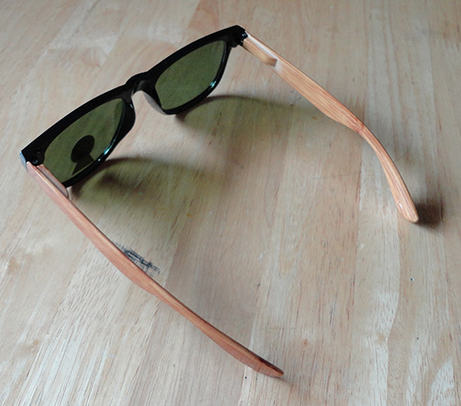 แว่นกันแดด ขาลายไม้ ทรงสวย ข้อพับสปริง ของใหม่