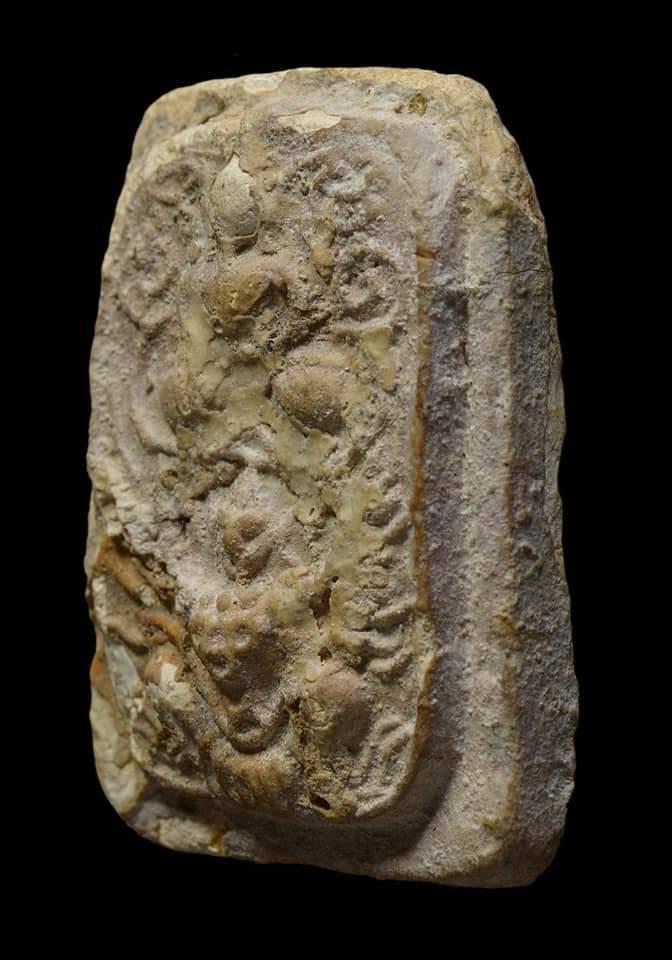 พระหลวงพ่อปาน กรุวัดคู้สลอด พิมพ์ครุฑใหญ่