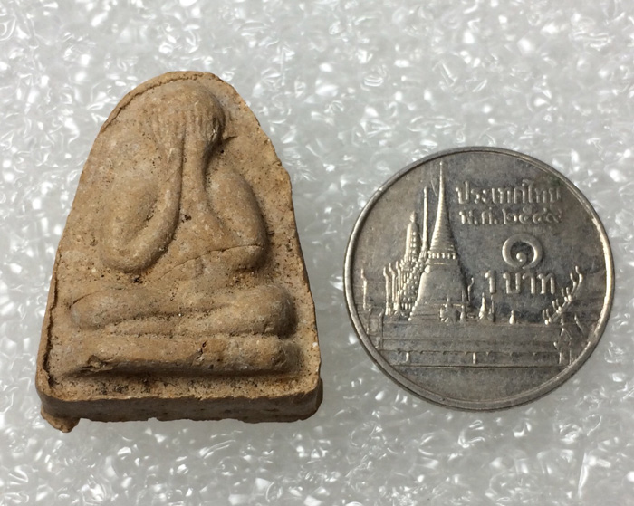 พระปิดตา วัดศรีพโลทัย เนื้อผงตรีนิสิงเห....หลวงปู่ทิมปลุกเสก ปี16