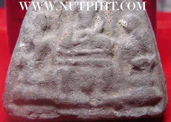 พระสามองค์ใหญ่(สูง 8 ซม. กว้าง 5 ซม.)เนื้อดิน แท้ดูง่ายสบายตาครับ*157