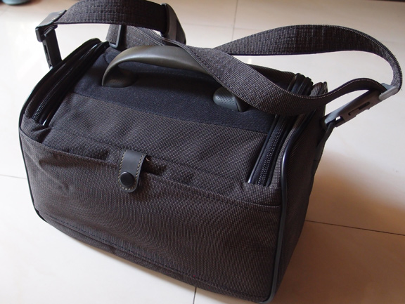 เคาะเดียว!! กระเป๋า Samsonite ของแท้ Beauty Bag ทรงสวย สภาพเทพ ใส่ของจุใจ สะพายไปไหนก็เท่ห์