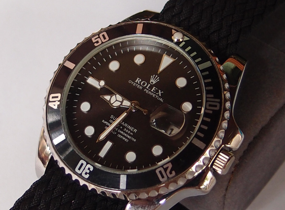 นาฬิกาROLEX SUBMARINER หน้าดำ เลนส์นูน สเกลขอบดำหมุนได้ ของใหม่ 