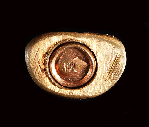 หลวงตามหาบัว พระกริ่งปรกเศรษฐี เนื้อทองแดง ปี 2547 หลวงตามหา บัว อธิฐานจิต ที่ วัดเจดีย์หลวง จ.เชียง