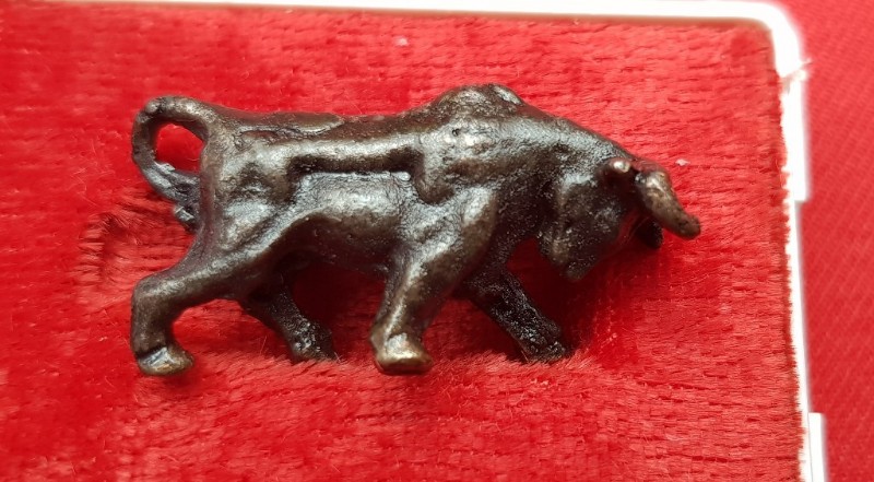 วัวธนู วัดโขงขาว  หลวงพ่อฤาษีลิงดำ  เคาะเดียว