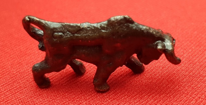 วัวธนู วัดโขงขาว  หลวงพ่อฤาษีลิงดำ  เคาะเดียว