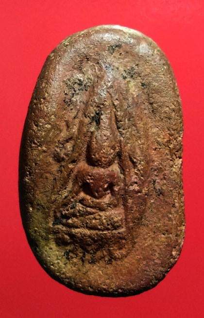 พระกรุวัดจุฬามณี เนื้อดิน พิมพ์พระฤาษี ซุ้มเปลวเพลิงหลังนาง 