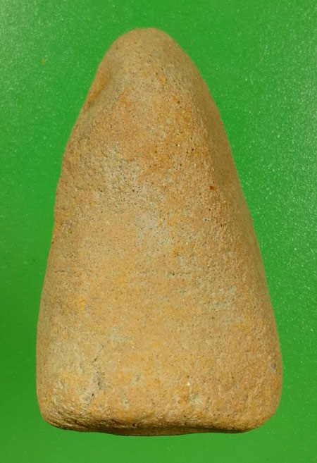 พระซุ้มทอง กรุเจดีย์กลางทุ่ง จ.อยุธยา พิมพ์พระพุทธชินราช พบน้อยครับ