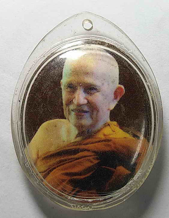 20 บาท ภาพถ่ายพระเกจิ ข้างหลังติดจีวร เขียนว่า จิต สติ นิพพาน