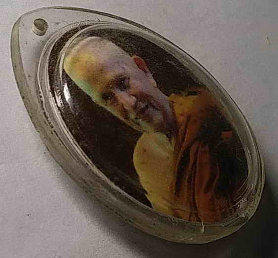 20 บาท ภาพถ่ายพระเกจิ ข้างหลังติดจีวร เขียนว่า จิต สติ นิพพาน