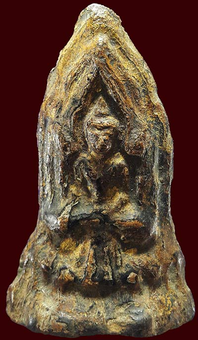 *พิมพ์โคนสมอ กรุวัดตะไกร อยุธยา เนื้อดินเผา ลงรักปิดทอง*