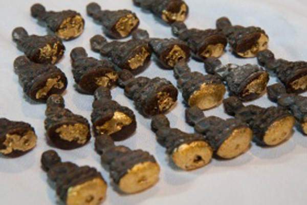 พระกริ่งชินบัญชรพรายบัวผุด ก้นอุดผง ปิดทองสำเร็จ