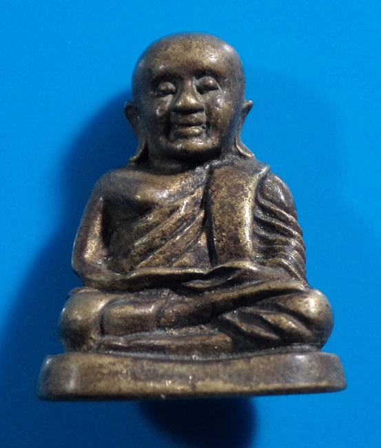 รูปหล่อ หลวงพ่อเงิน บางคลาน จ.พิจิตร