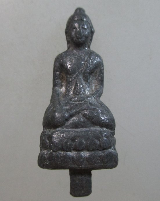 ๒๐ พระพุทธเนื้อตะกั่ว