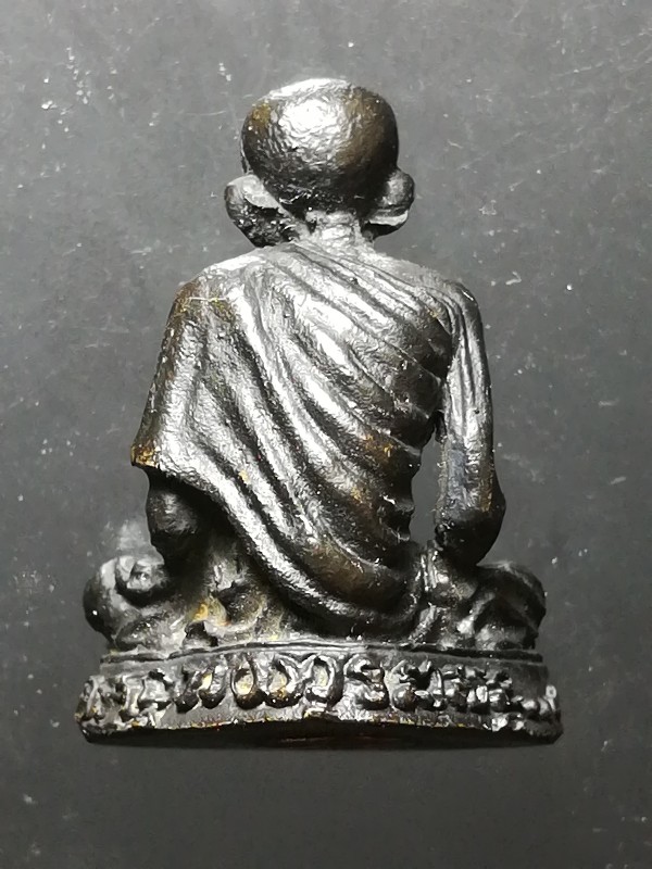 รูปหล่อหลวงพ่อเกษม เขมโก ปี 2536 เนื้อนวะ