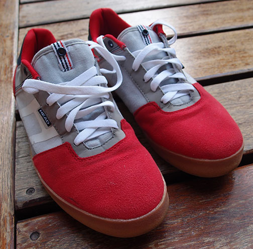 รองเท้า Head ของแท้ สวยเฉียบใหม่ๆเลย Heritage collection ด้านข้างเดินเส้นหลากสี