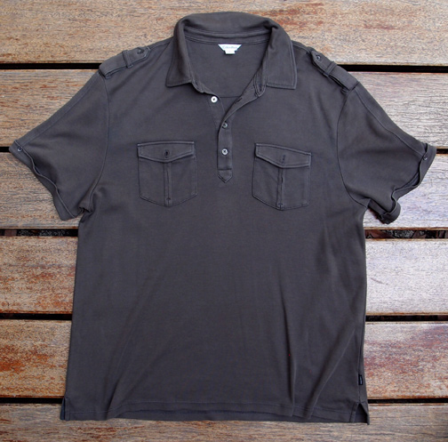 เสื้อ Calvin Klein ของแท้ คอปก กระเป๋าคู่ เบอร์ L