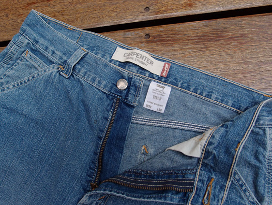 ยีนส์ขาสั้น Levi's ลีวายส์ เอว32ครับ