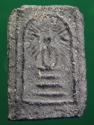 พระสมเด็จรัศมี หลวงปู่ศุข วัดปากคลองมะขามเฒ่า เนื้อผงใบลาน กรุวัดคลองขอม ปี 2460