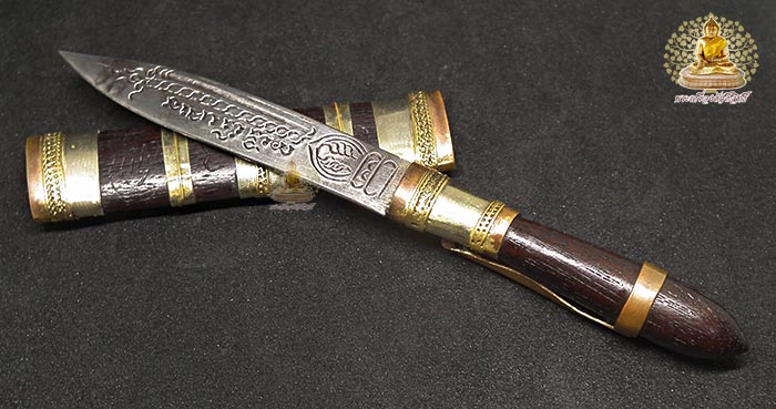 มีดปากกา ขนาด ๕ นิ้ว รุ่นแรก ปี๔๔ ลพ.แล วัดพระทรง เพชรบุรี