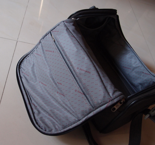 เริ่มวัดใจถูกๆ !! กระเป๋า Samsonite ของแท้ ทรงสวย สภาพเทพ ใส่ของจุใจ สะพายไปไหนก็เท่ห์