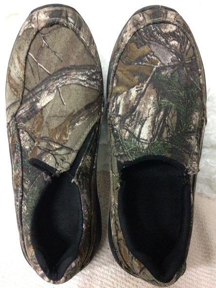 รองเท้า slip on เบอร์ 41 ยาว 26 cm ราคาพร้อมจัดส่งครับ